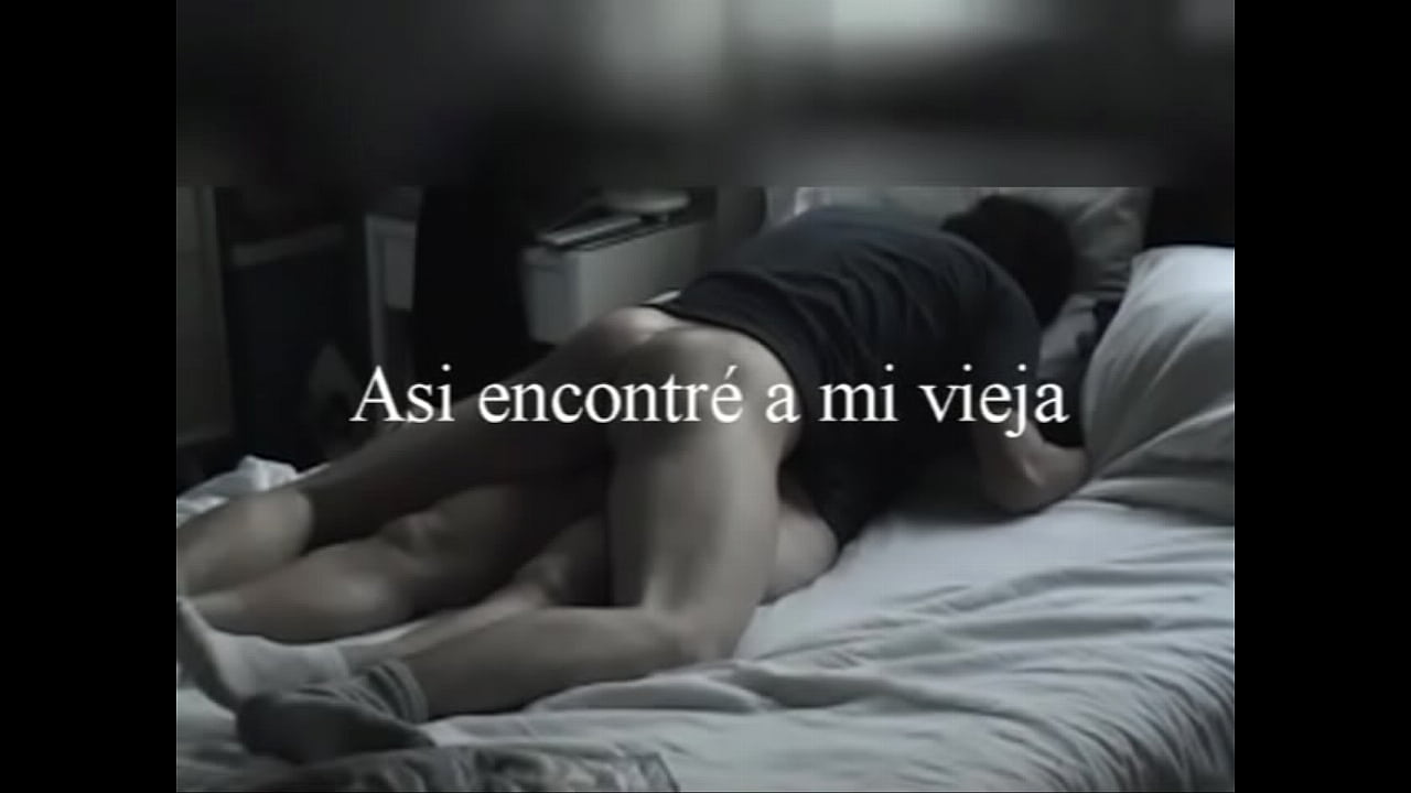 laura cogiendo con texto