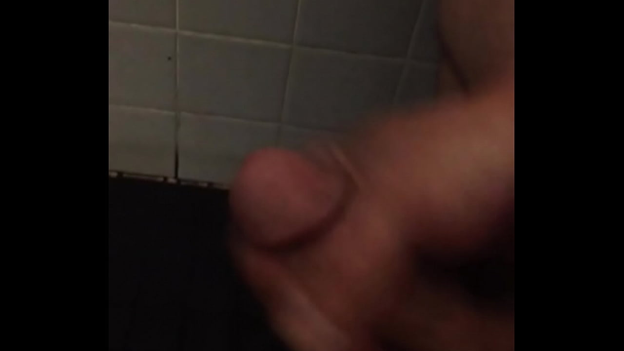 Public bathroom cum shot