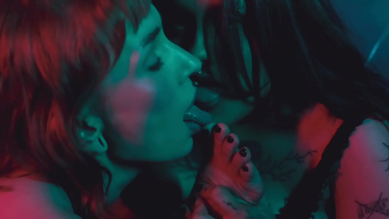 Foot Worship - Bia Roman & Rotten Venus - Full Edition