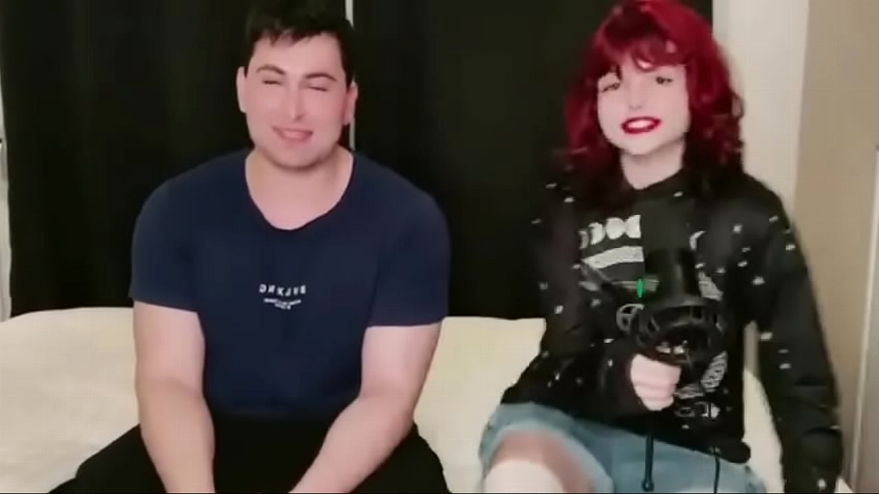 Shrek Safado timido ao ver corpo da Trans