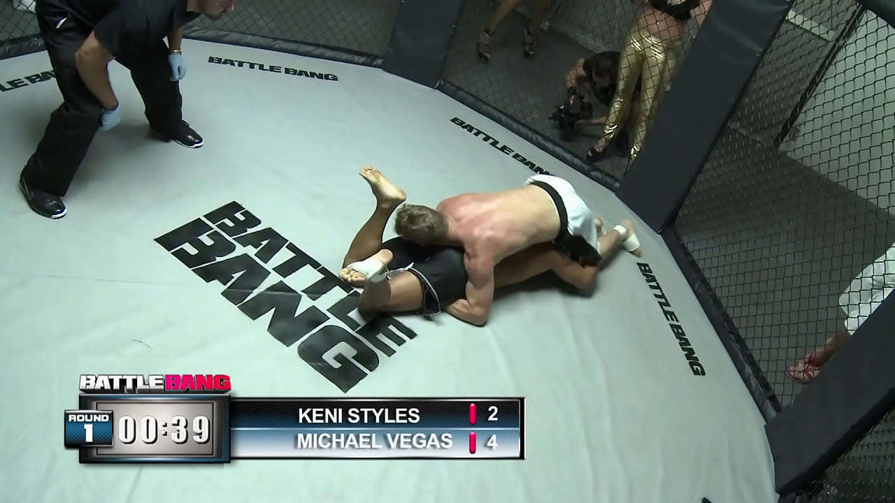 Fucking in a mma ring