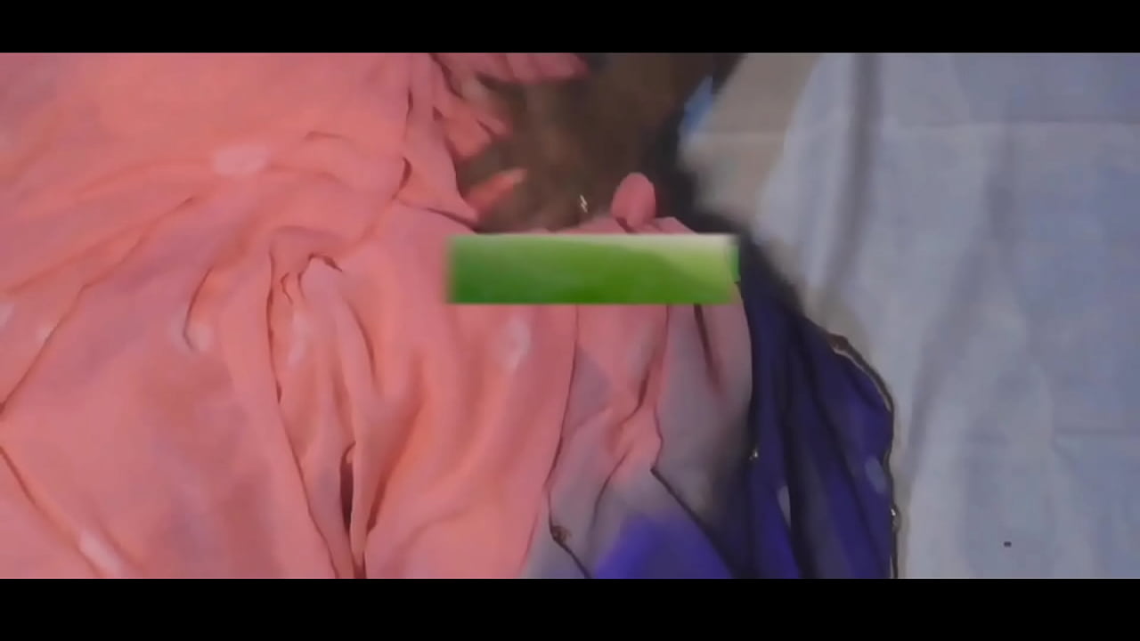 देसी भाभी को रात को बहुत चोदना और चूची दबाना चूत की चुदाई