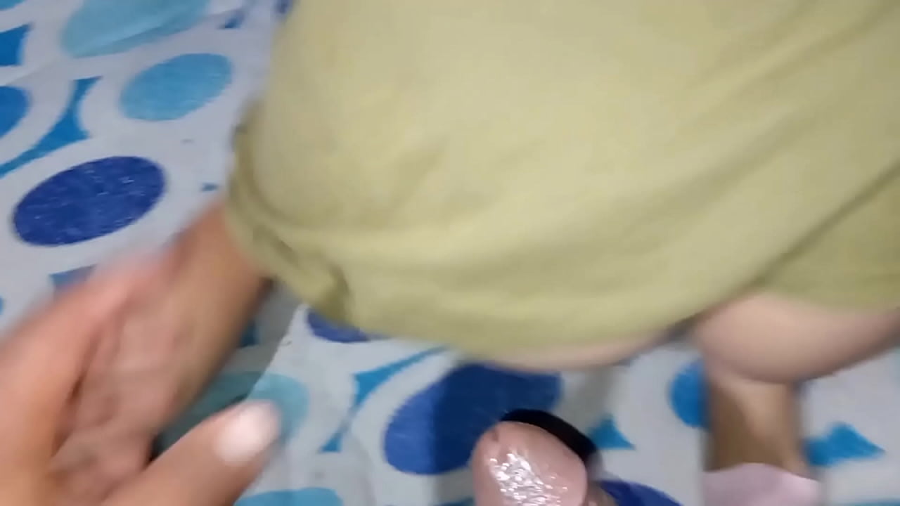 follando al jefe mientras mi novio me habla al tel&eacute;fono