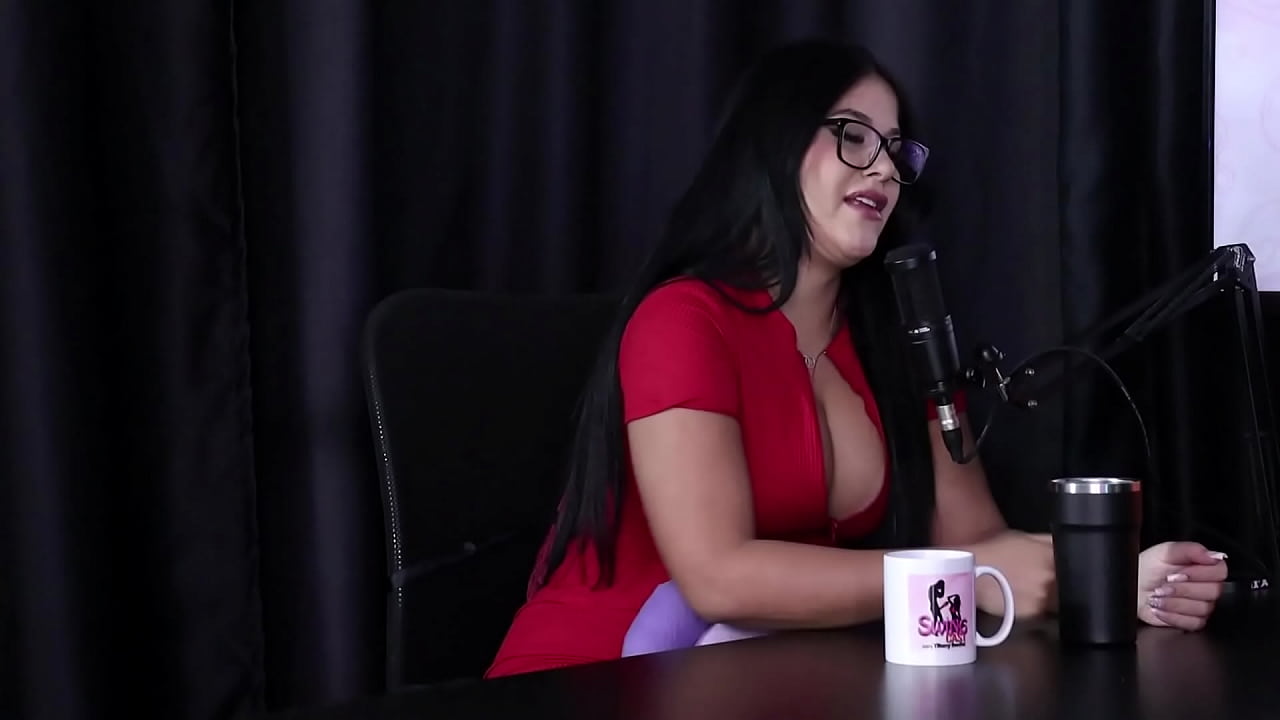 Os conte&uacute;dos verdadeiros s&atilde;o os que ela mais gostou de fazer, e tem fetiche de fazer gang bang, mas n&atilde; se sente preparada, e a menage com dois homens... - Naty Varga (SHEER/RED)