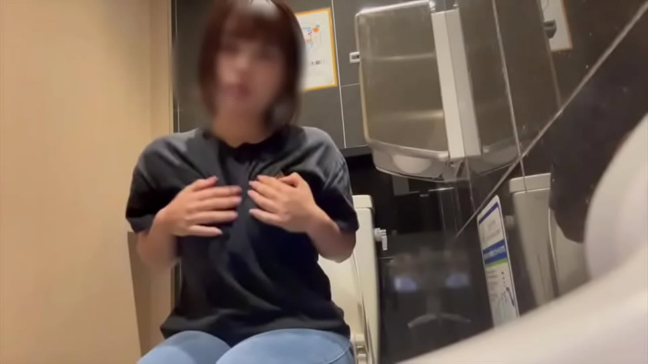 最近我慢できない&hellip; 早く大きなちんちんをももかの中に沢山挿れてアヘアヘ喘いで気持ちよくなりたいな&hellip;。