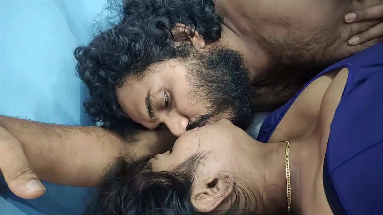 Naughty Indian Bhabhi Cheats with Uber Driver