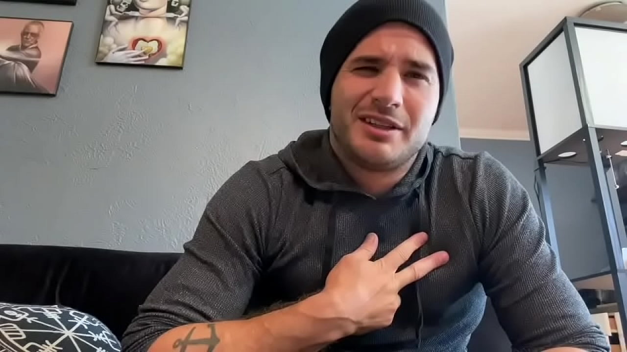 "Nathan Bronson describes tattoos"