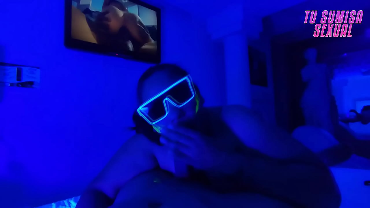 Mamada - Garganta Profunda - Cuarto Neon - Soy La Hijastra Mas Sumisa