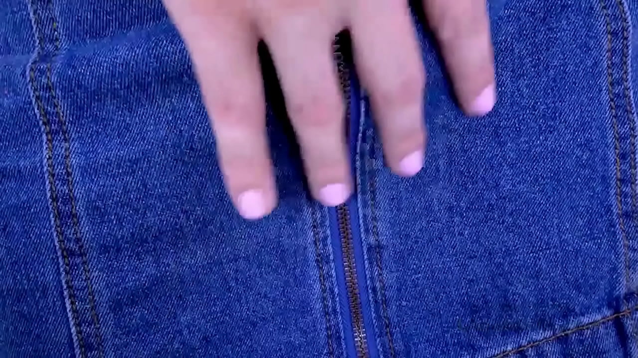 Brunette bombshell got seduced by the producer