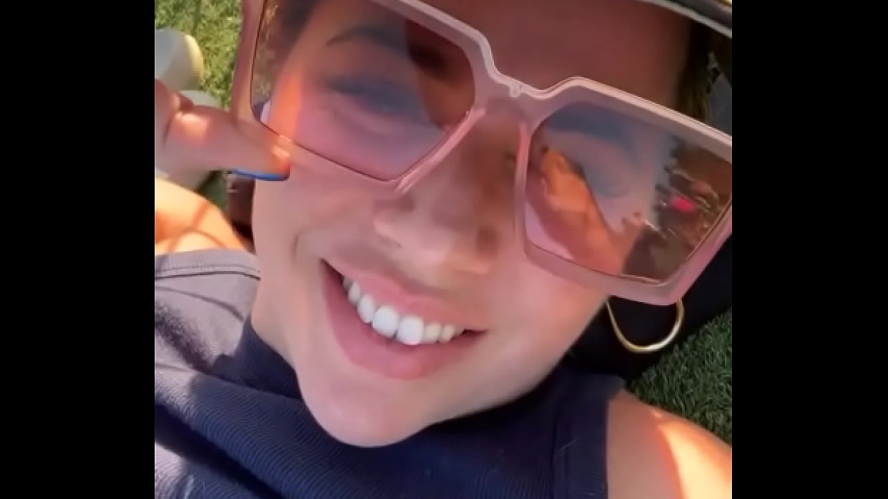 No but for real - can I lay here ?