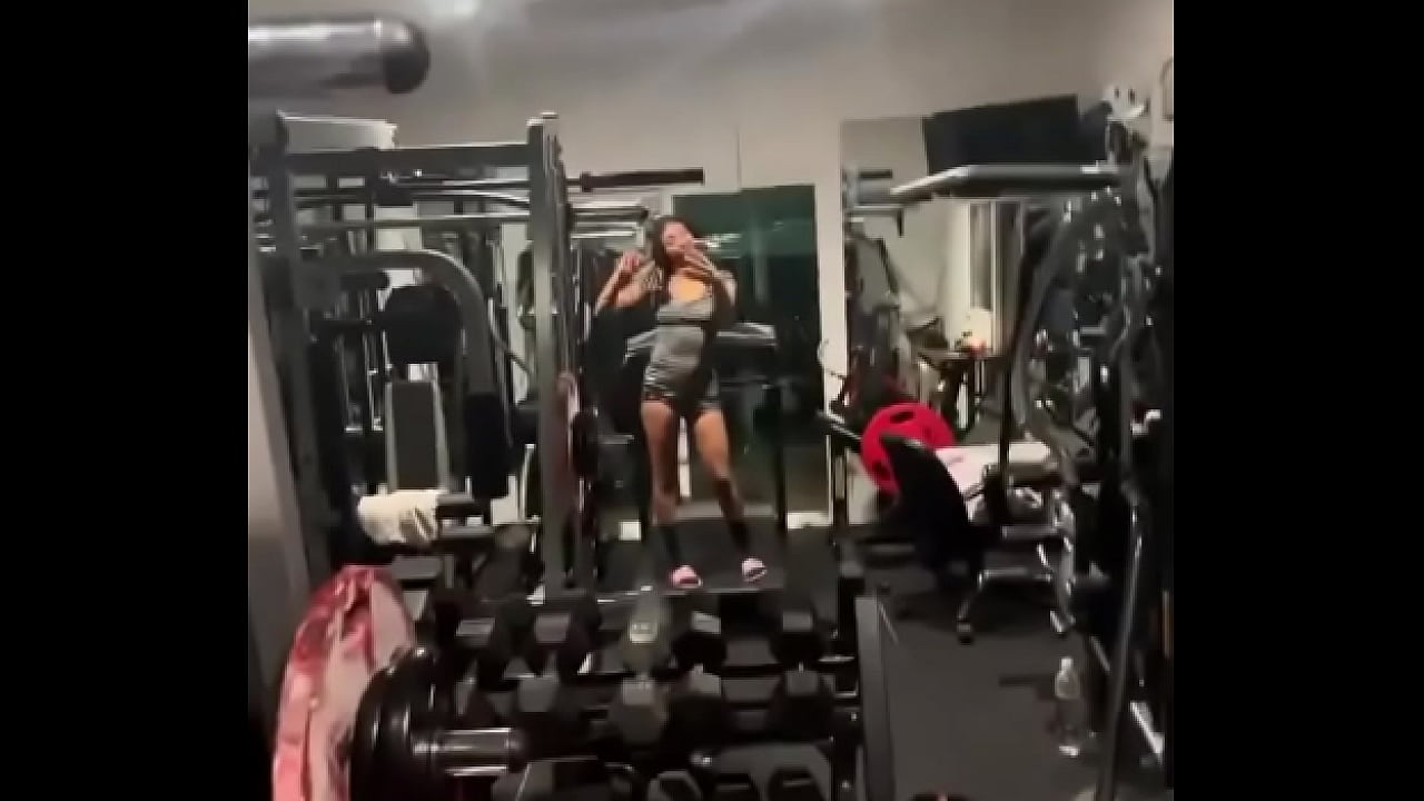 single  where is my porn babe so we can get this moneyyy