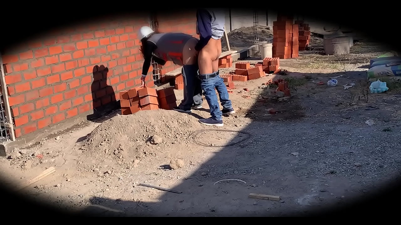 c&aacute;mara escondida en trabajo de arquitecta argentina Nataly