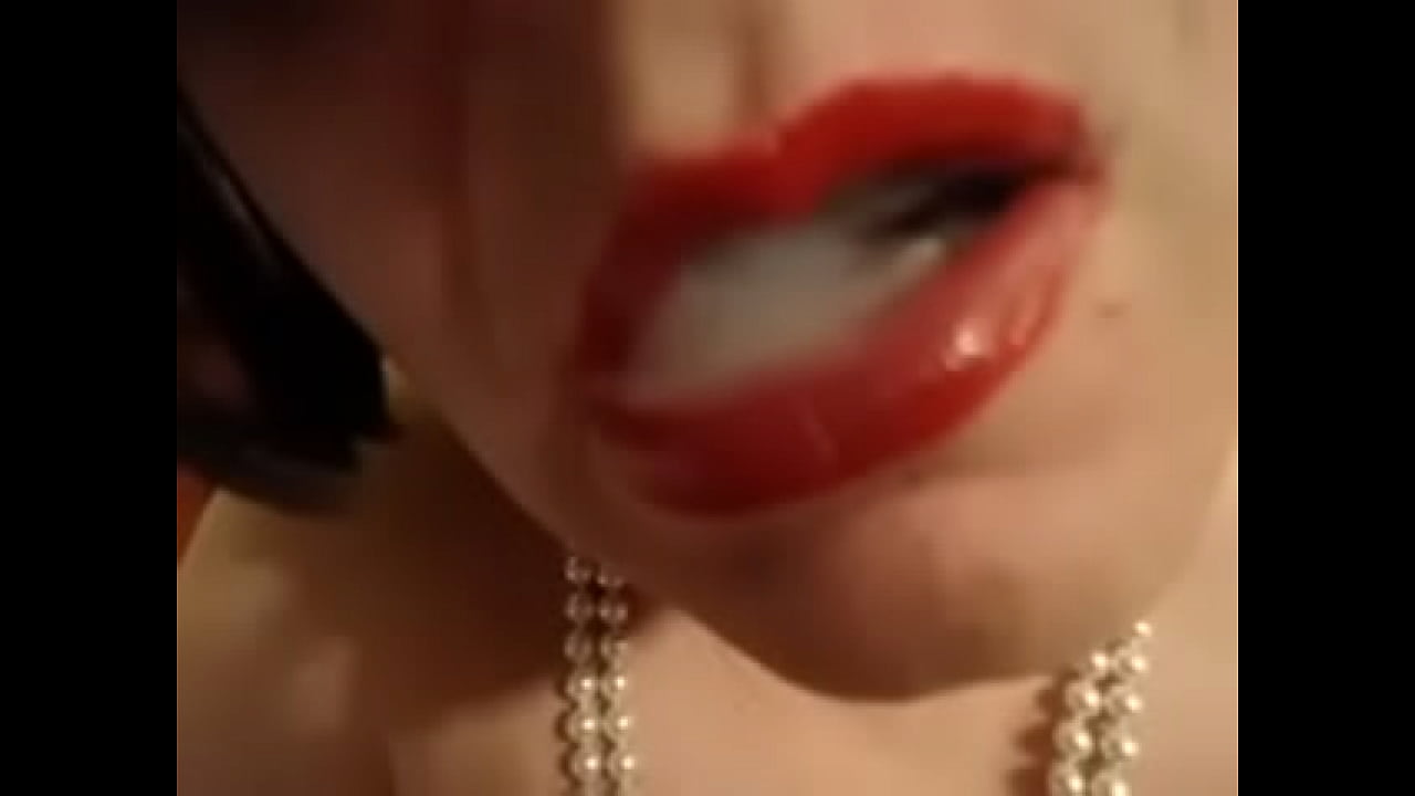 Cd Nikki smokes for you to get off