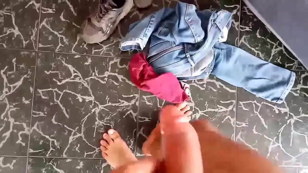 I'm exhausted and my best friend takes advantage of my ass ( FINISHES INSIDE MY PUSSY )