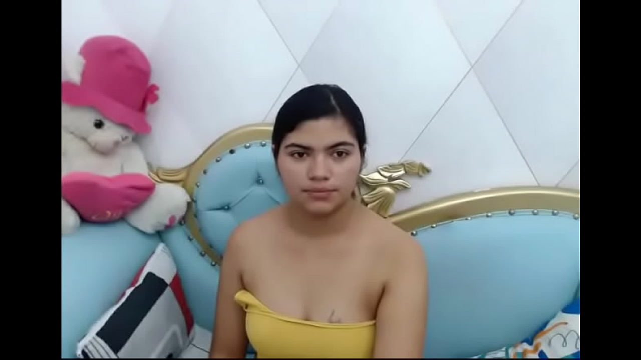 karla ryan luciendo cuerpo sensual a la internet