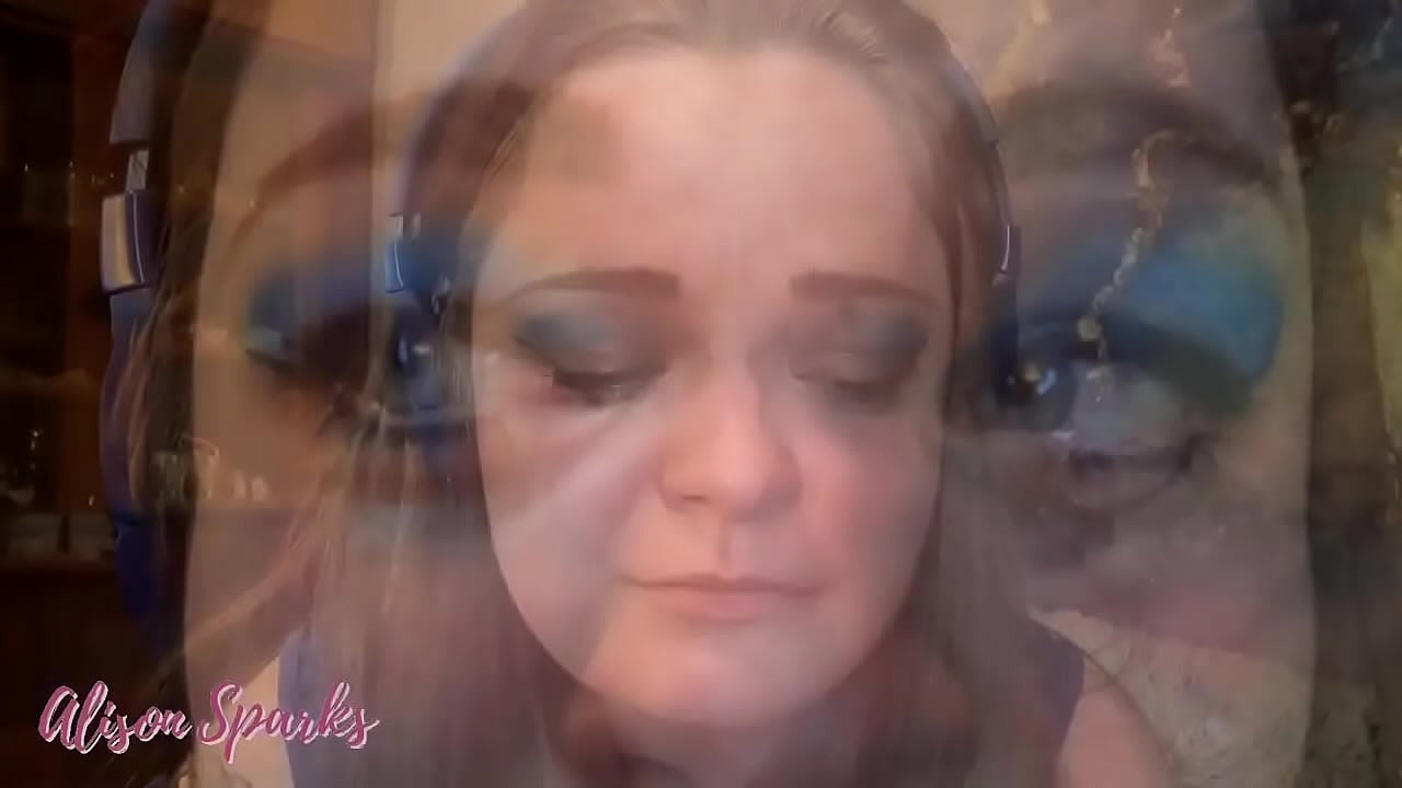 New crying video for all of my dacryphiles out there! You're going to love this one! ManyVids and link...