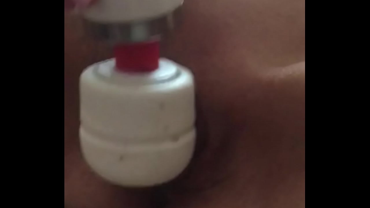 Masturbating a juicy pussy with vibrator and fingers
