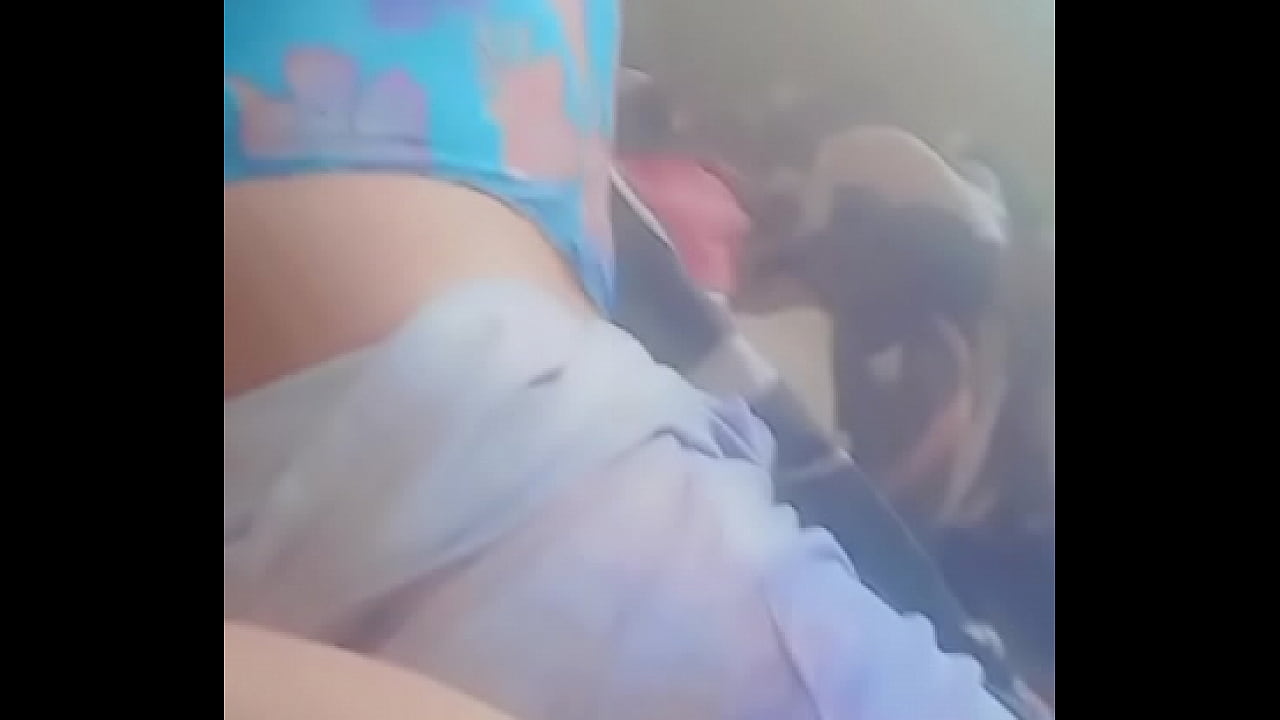 La putica de mi mosa enviandome videos para calentarme