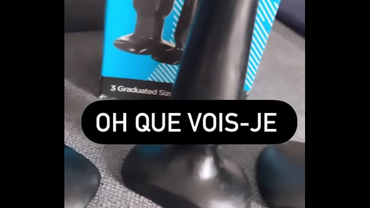 Je sens que je vais m&rsquo;&eacute;clater &agrave; dilater mon petit cul tu veux voir &ccedil;a ?
