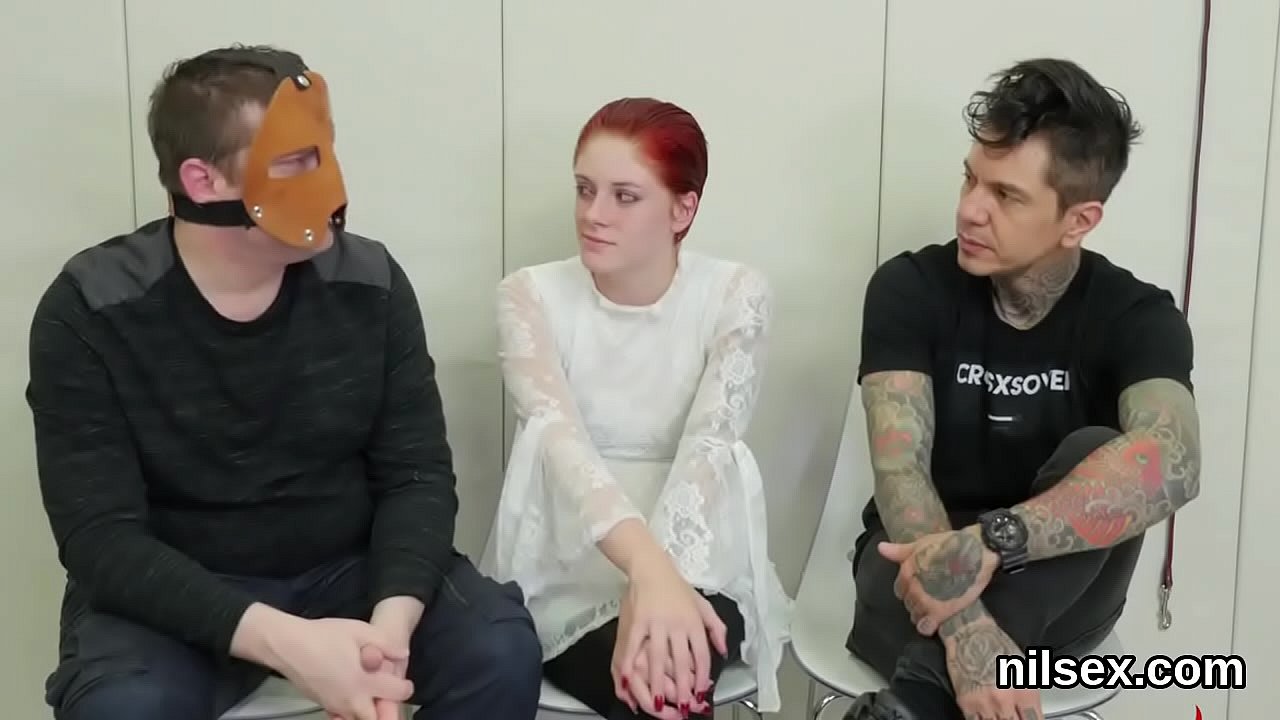 Wild bitch gets her fuckholes gaped and thoroughly banged