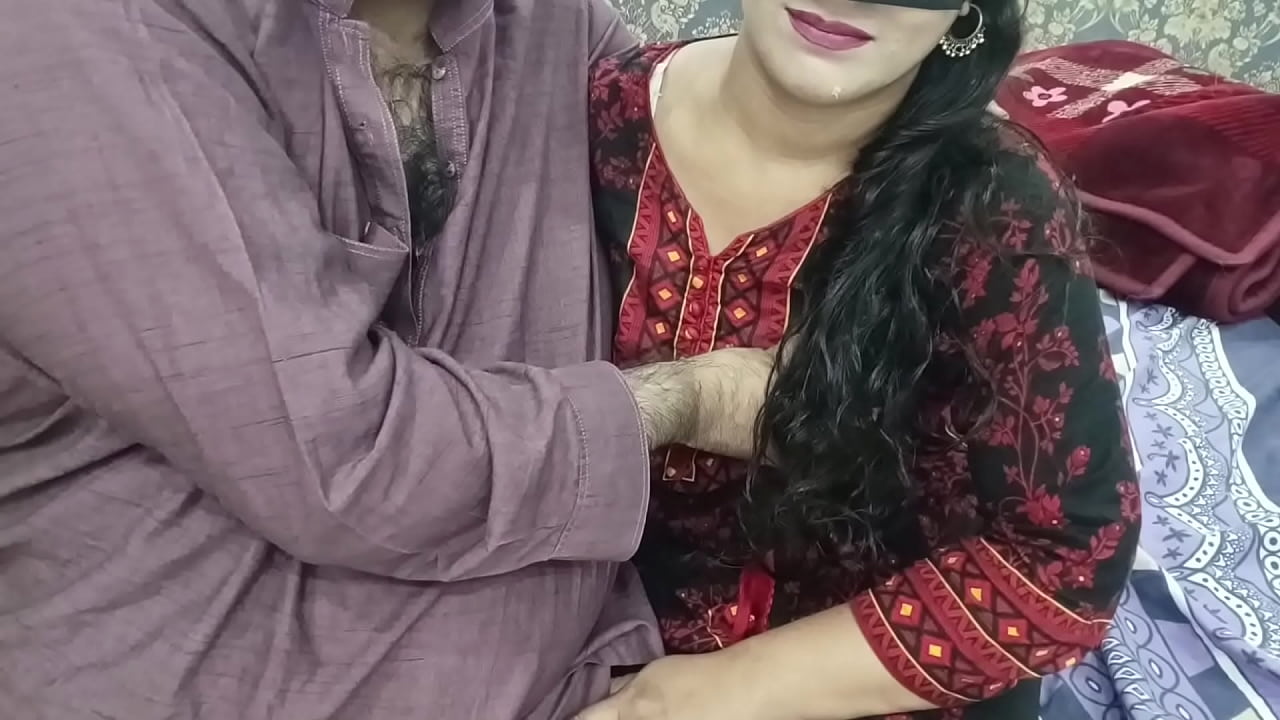 Pakistani Beautiful Housewife Penetrated By Her Old Stepdad