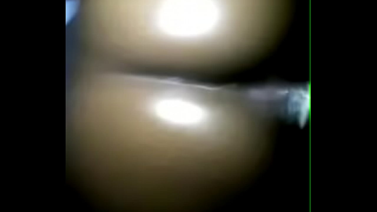 Smashing this freak karen