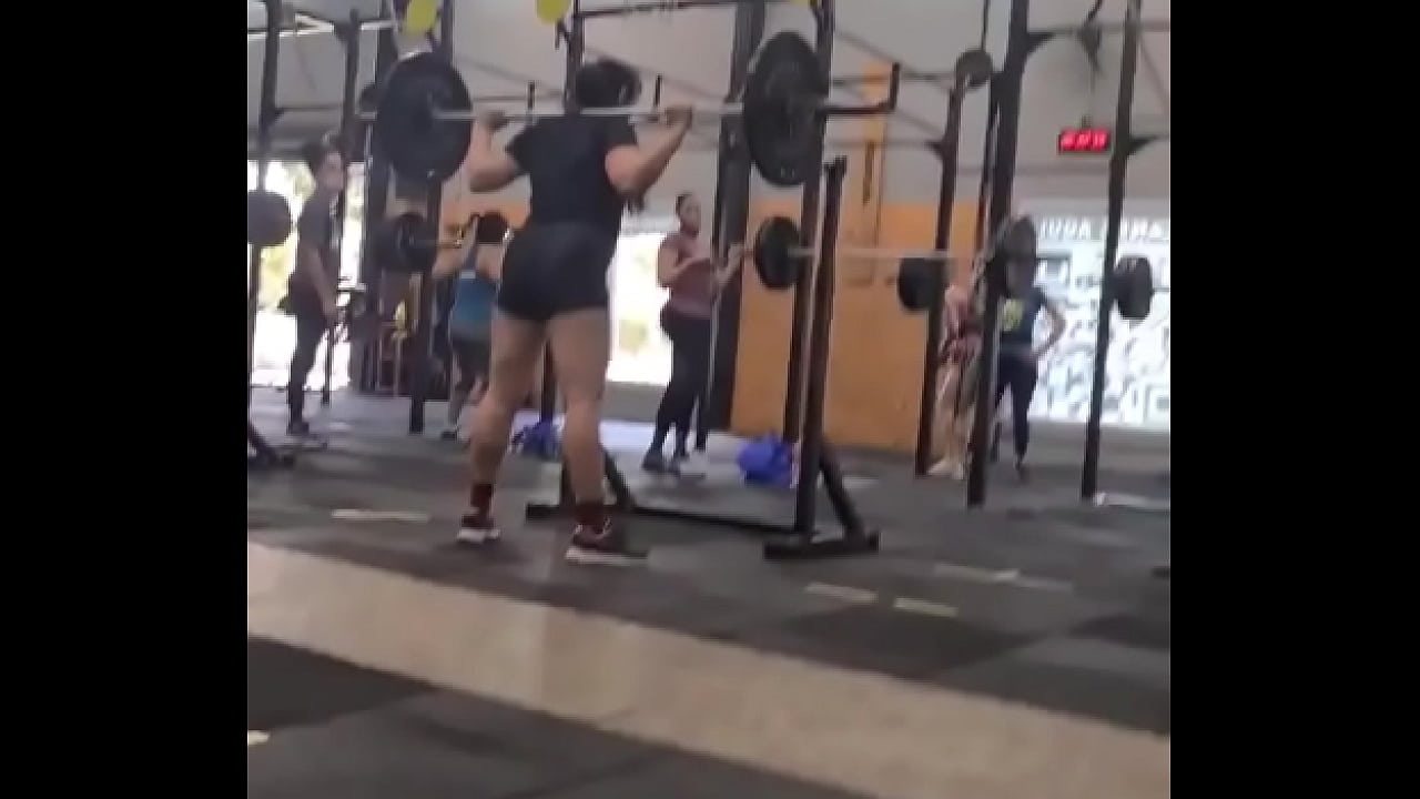 Seja mais forte que suas desculpas!#CrossFit #agachaquecresce #crossfitgirls