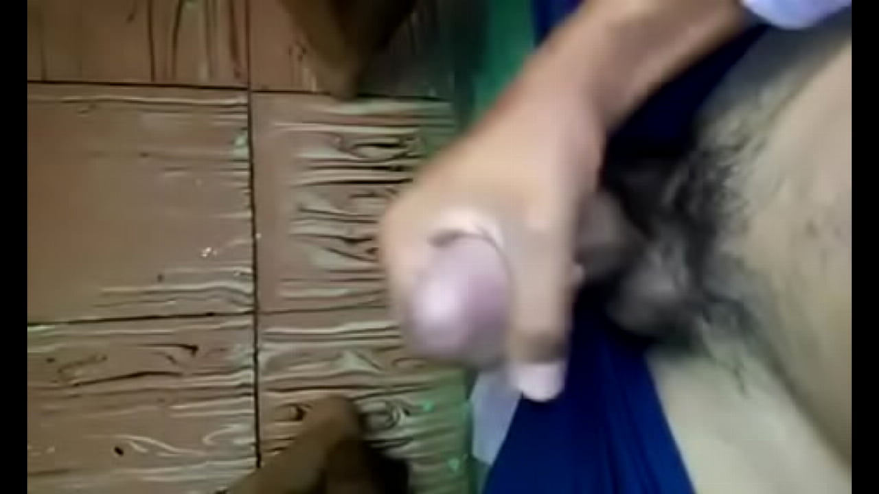 Morrito gay masturbandese