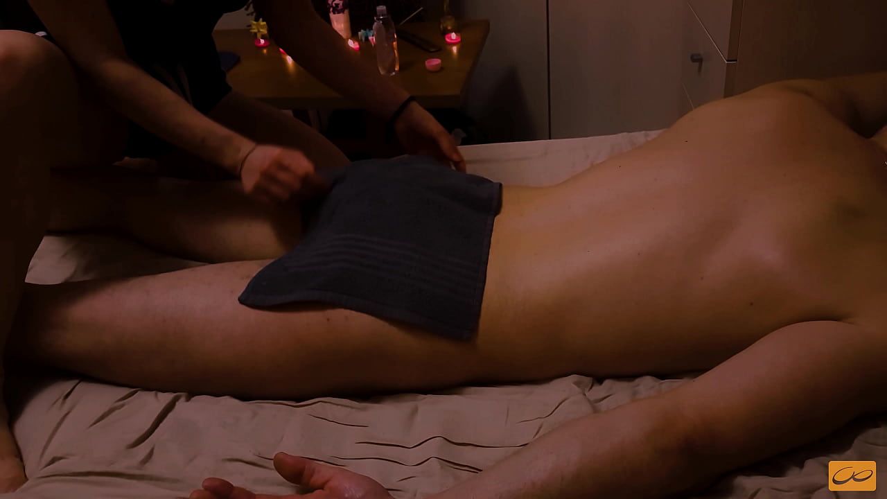 I came here for a massage but i received a blowjob  - Unlimited Orgasm