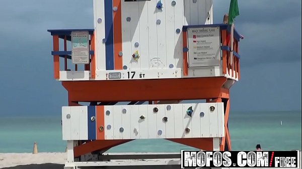 Mofos - Pervs On Patrol - Giving the Lifeguard a Massage starring  Kennedy Leigh