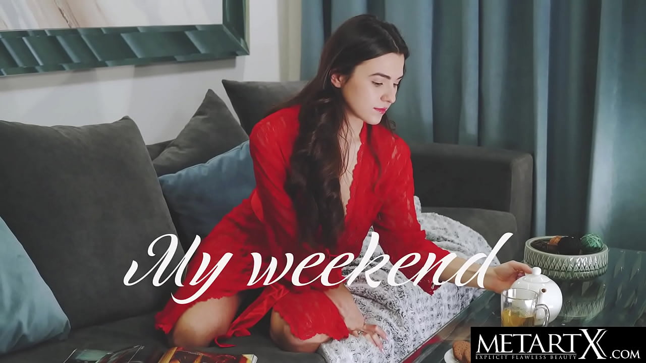 Watch this cute sexy girl go face down ass up to masturbate