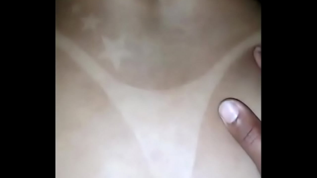 Ela adora sentir o pau do amante entrando na posi&ccedil;&atilde;o d.