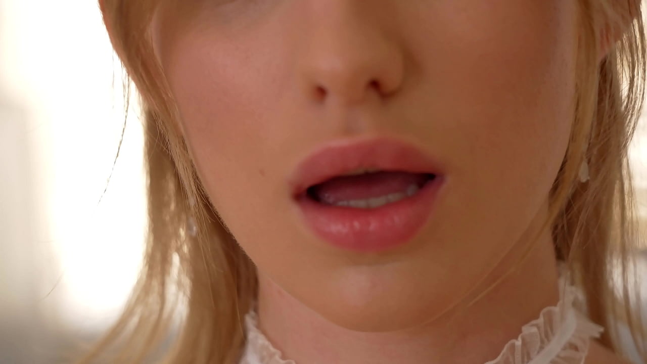 Skinny Porn Star Berlin fisr anal fucking