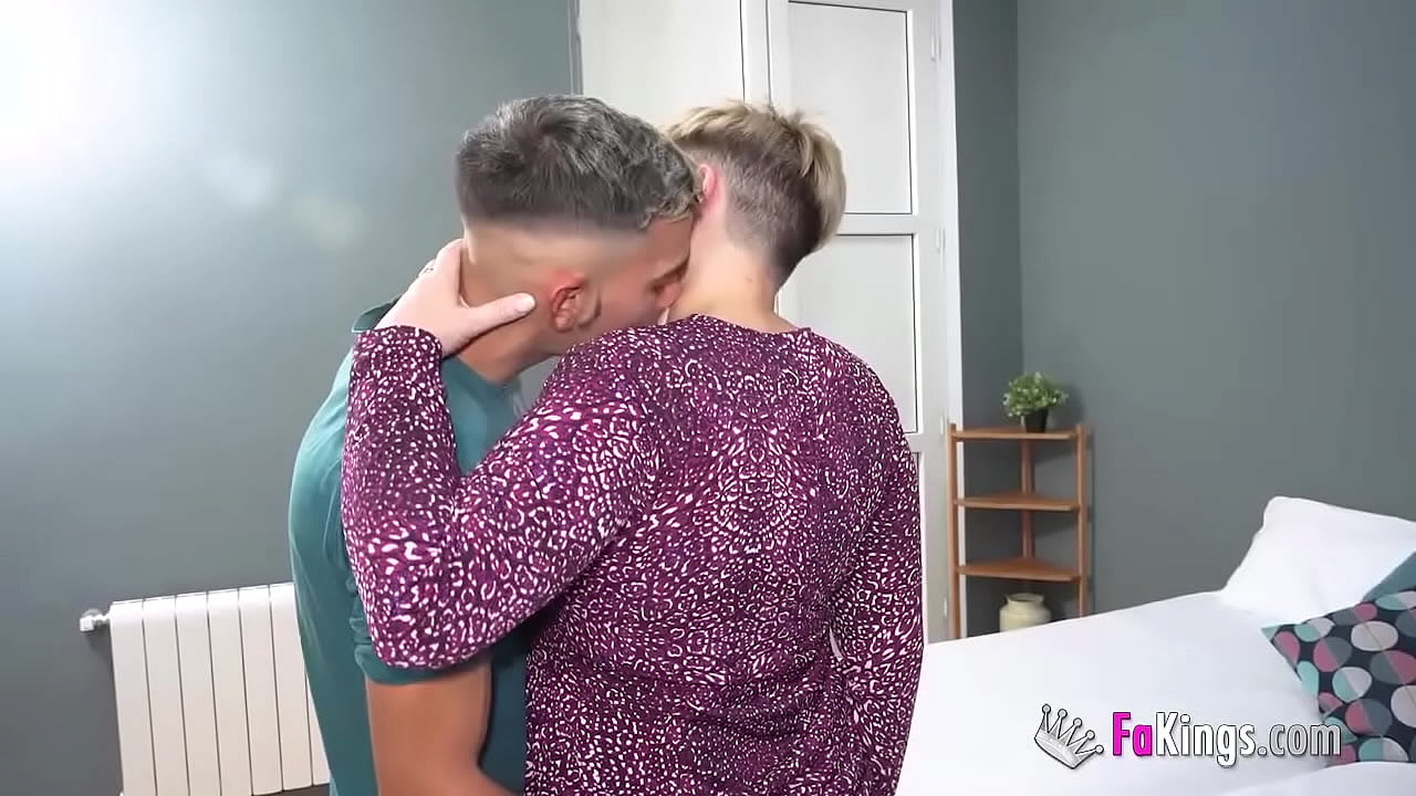 Chubby Spanish MILF Sa Duval needs us to fulfill her young fantasies!