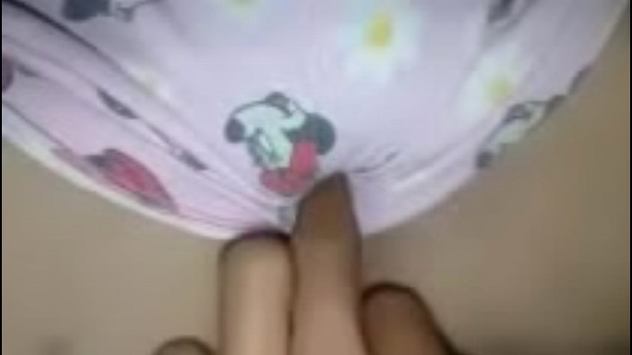 แหกหีสาวสวยเสียวควยมาก