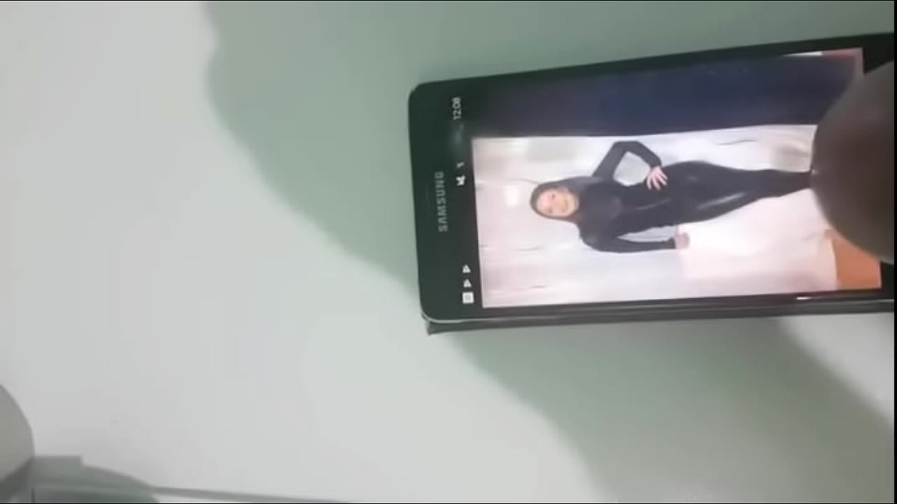 video-0-02-05-ea56d4055c5f4843bb578bbd56aefa6564c99b090f6bb335d777054090e8bc1c-V