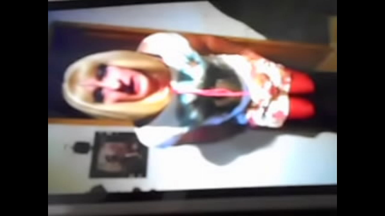 brakin quiere meter mano a culo de travesti