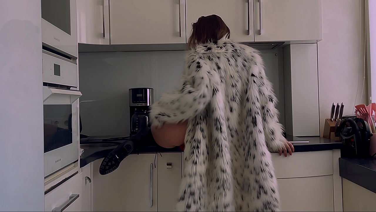 Goddess Renata Fox in furs. The fine line between madness and genius