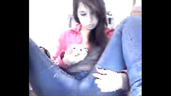 Chlo&eacute; cam facebook