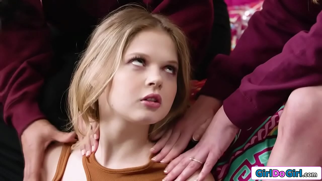 My stepmoms dropped by in my dorm n they feel I could use some experience with lesbian sex.My asian stepmommy rimmed me while the other milf licked me