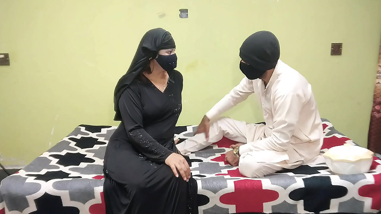 Indian Desi Neighbors Girl Give me Baryani and Hold my Dick in her Tight PussyRomantic Hot Sex Hindi Audio Xxxxx