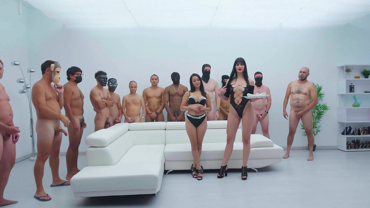 (Wet) Lia Ponce, 10 loads, Cum in Mouth, Yenifer Chac&oacute;n, Bukkake, 5on1, BBC, Pee drink, DAP, Swallow