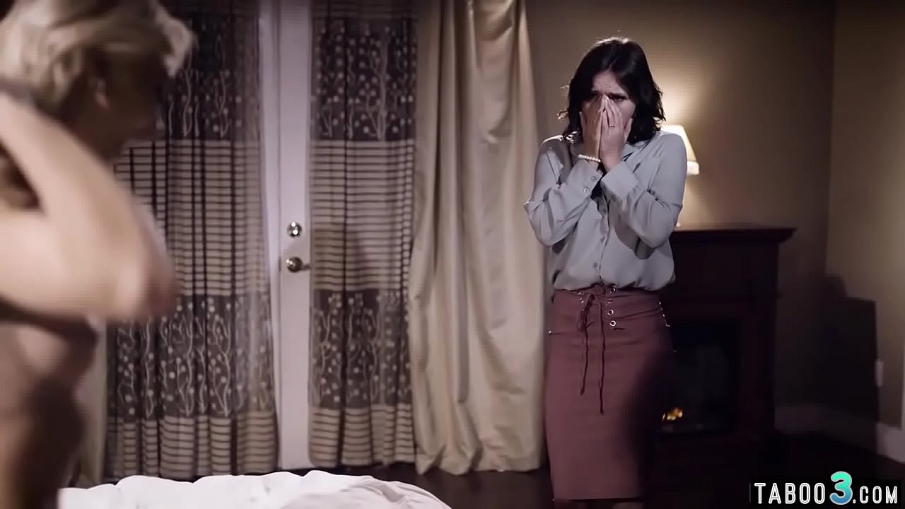 Classy houswife share her husband with the babysitter