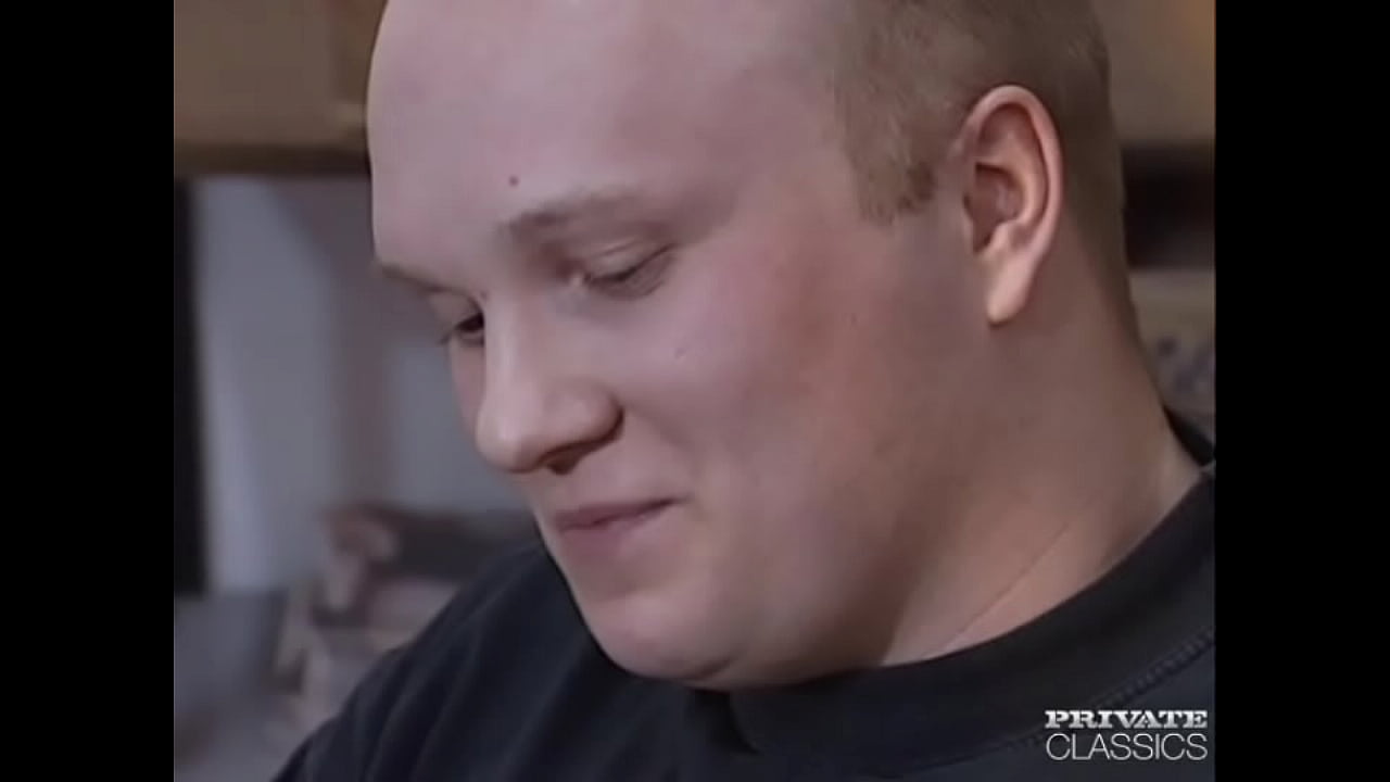 Debbie Enjoys Anal in the Private Warehouse