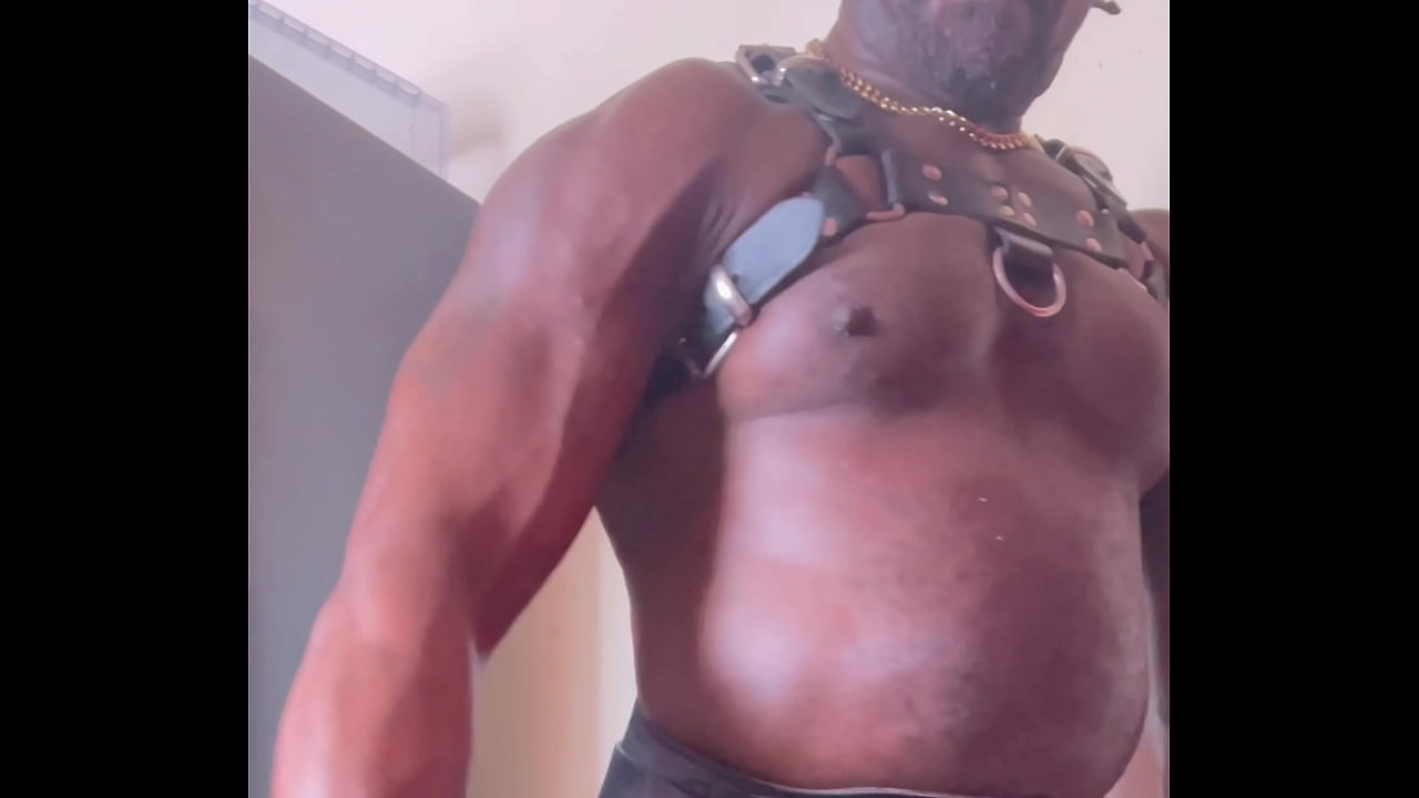 Sexy Leather Harness Hot Flex Show and Bate Cum