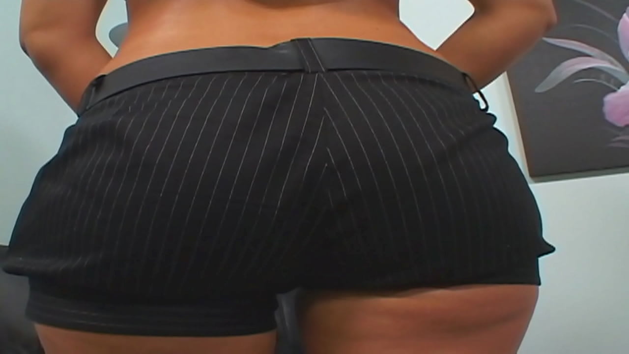 Ricki White Enjoys Squirting Pussy Juice on Her Mans Cock