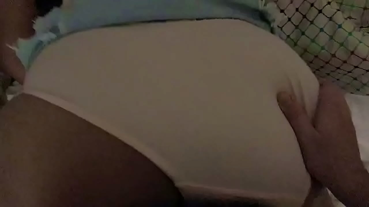 Teen Asian amateur fucked with parties doggystyle