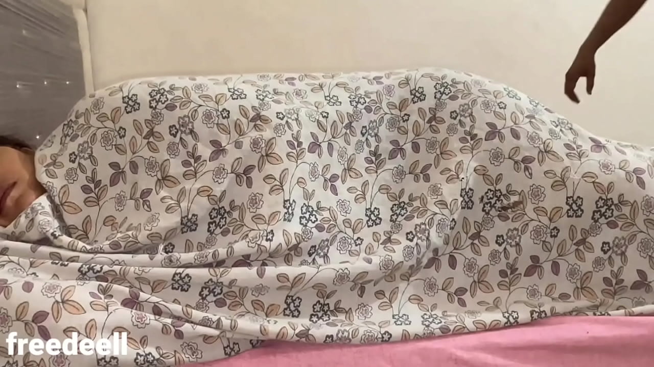 Pati ke Dost ne Jabardasti 2 Baar Choda