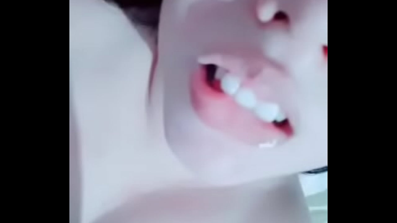 CRIADO me culea muy rico que me da leche en mi co&ntilde;o de puta