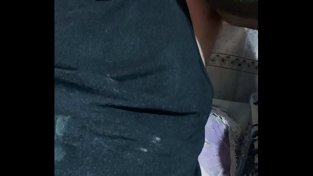 Passando a l&iacute;ngua no suvaco dele